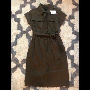 Button down tie dress never worn!